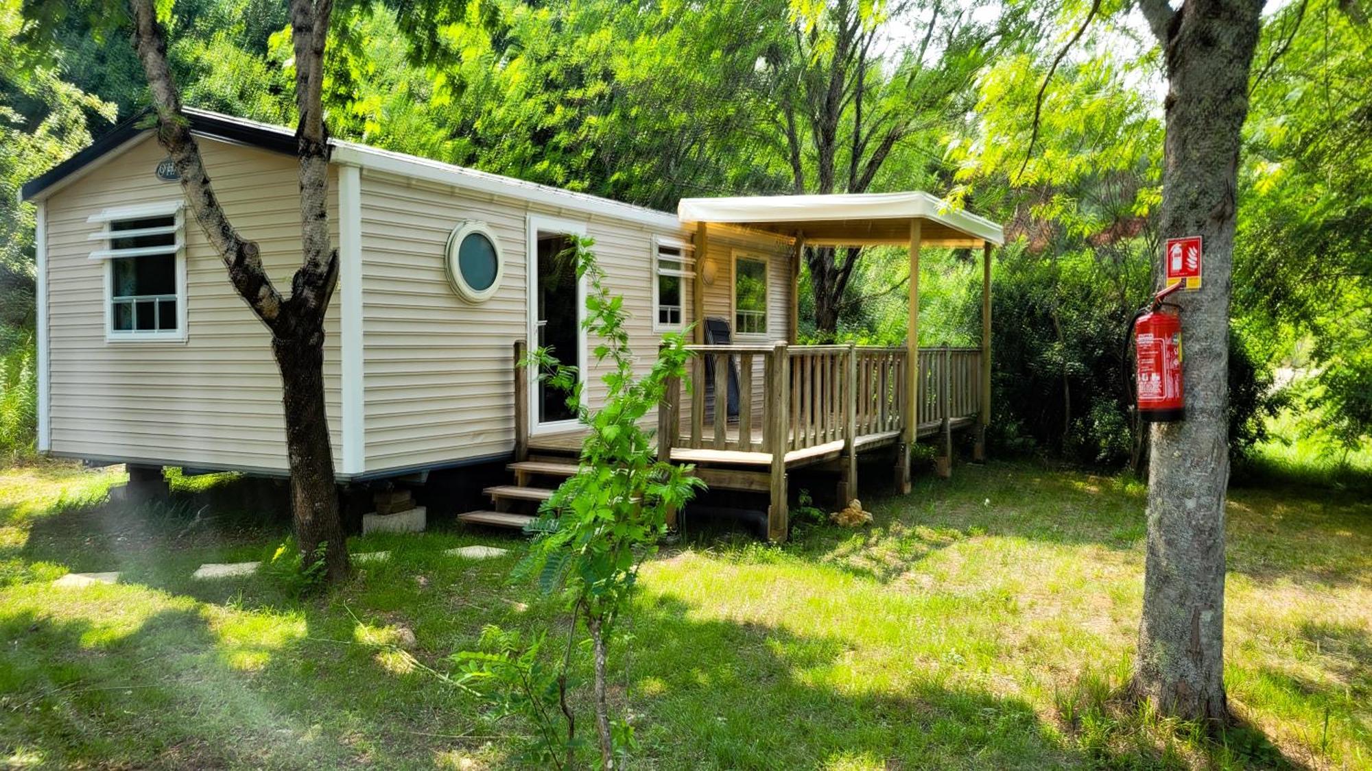 Camping Les Terrasses De Dordogne Rouffignac Saint-Cernin エクステリア 写真