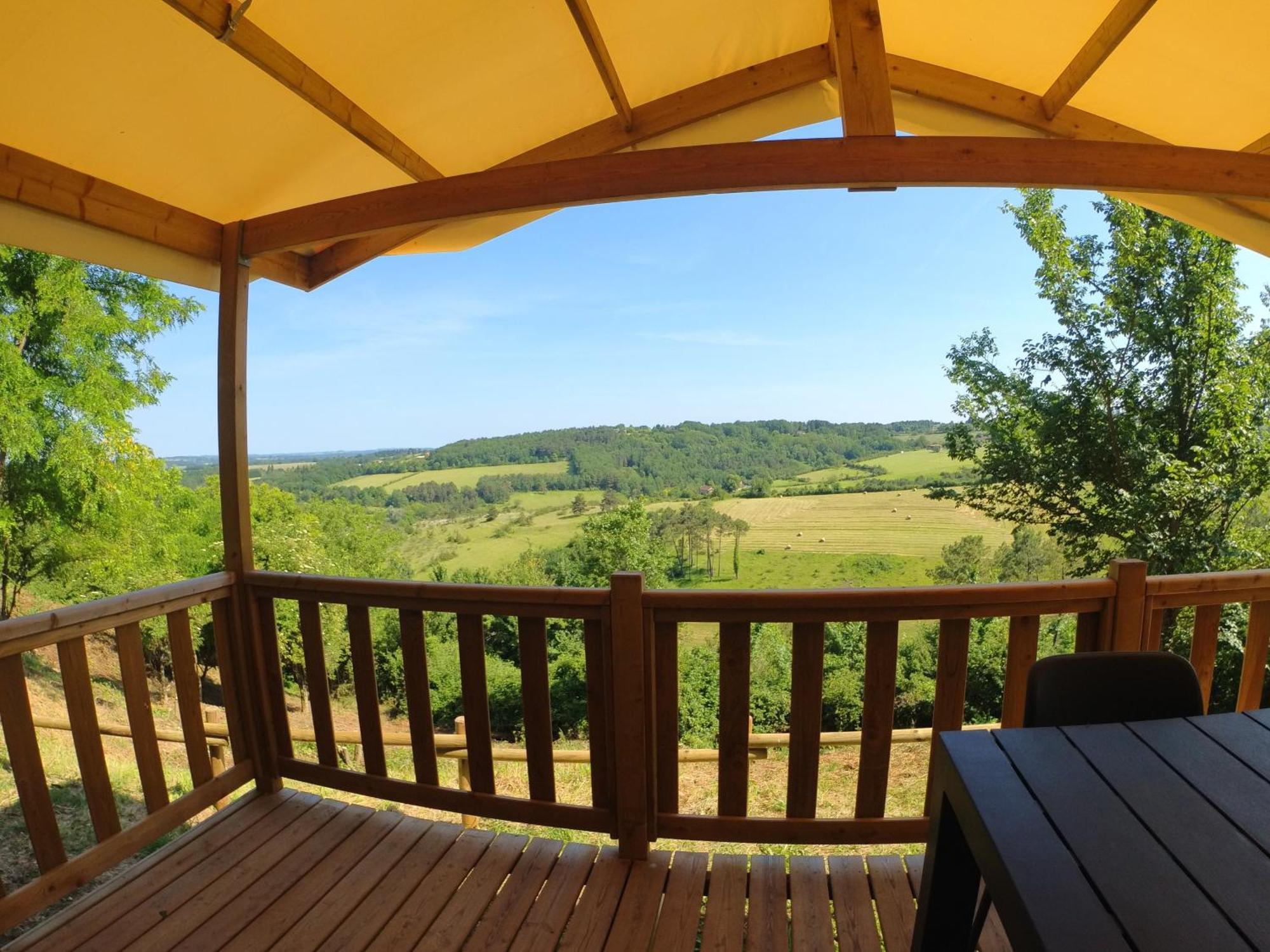 Camping Les Terrasses De Dordogne Rouffignac Saint-Cernin 部屋 写真