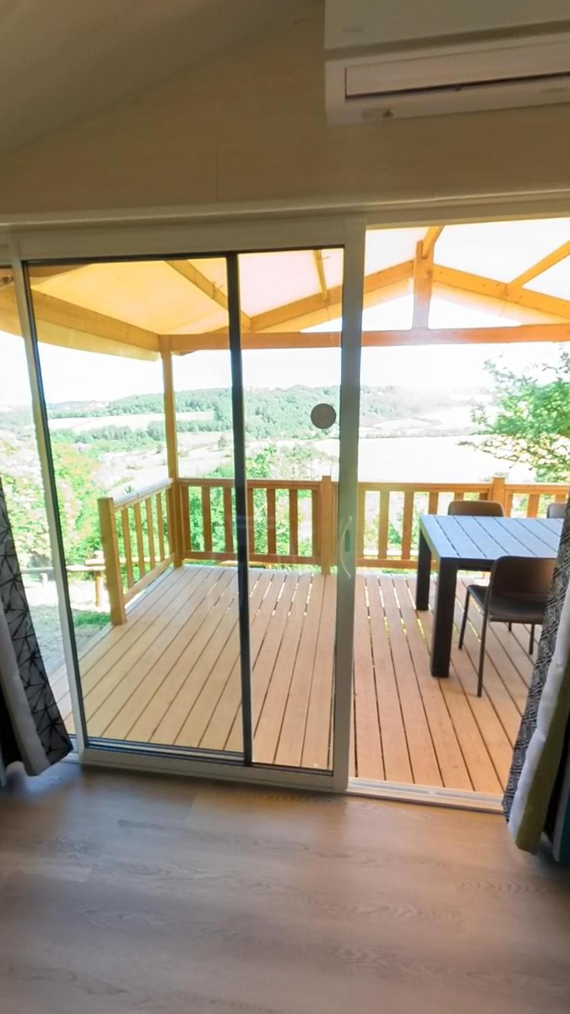 Camping Les Terrasses De Dordogne Rouffignac Saint-Cernin 部屋 写真