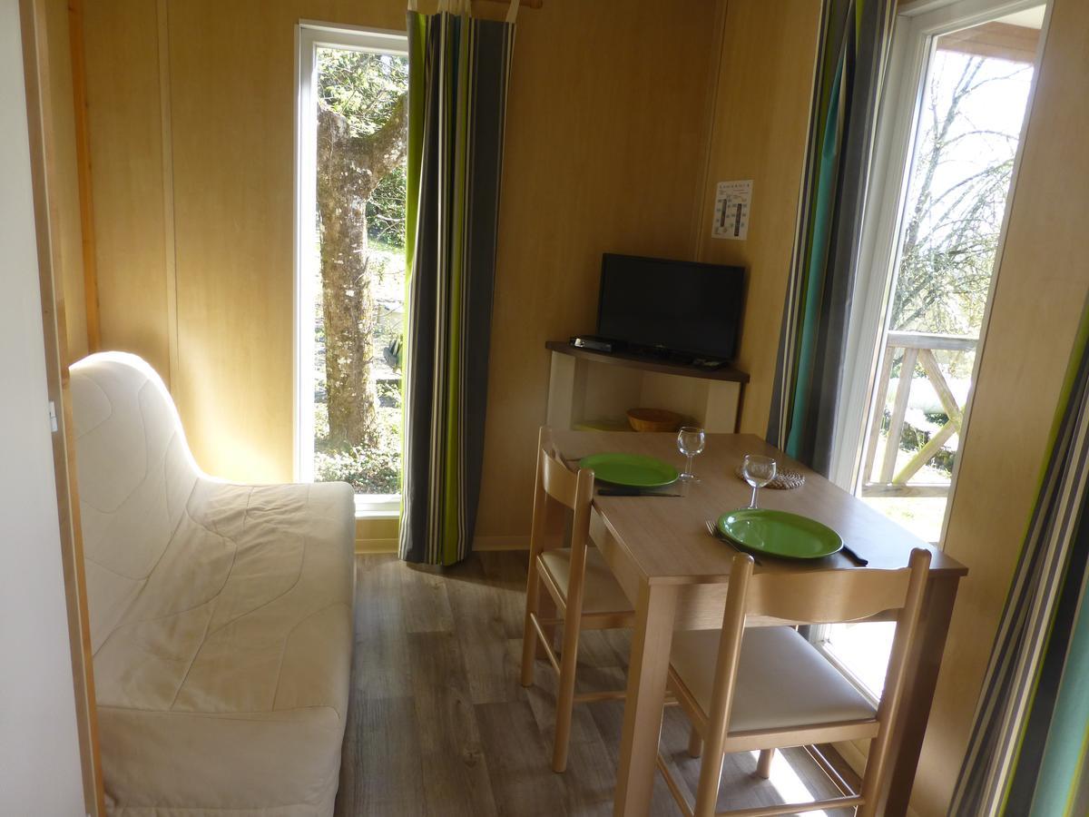 Camping Les Terrasses De Dordogne Rouffignac Saint-Cernin エクステリア 写真